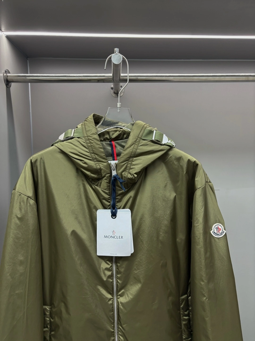 wg.luxury-- 7o9385r nylon embroidery 2colour item: E-F114I2864-2